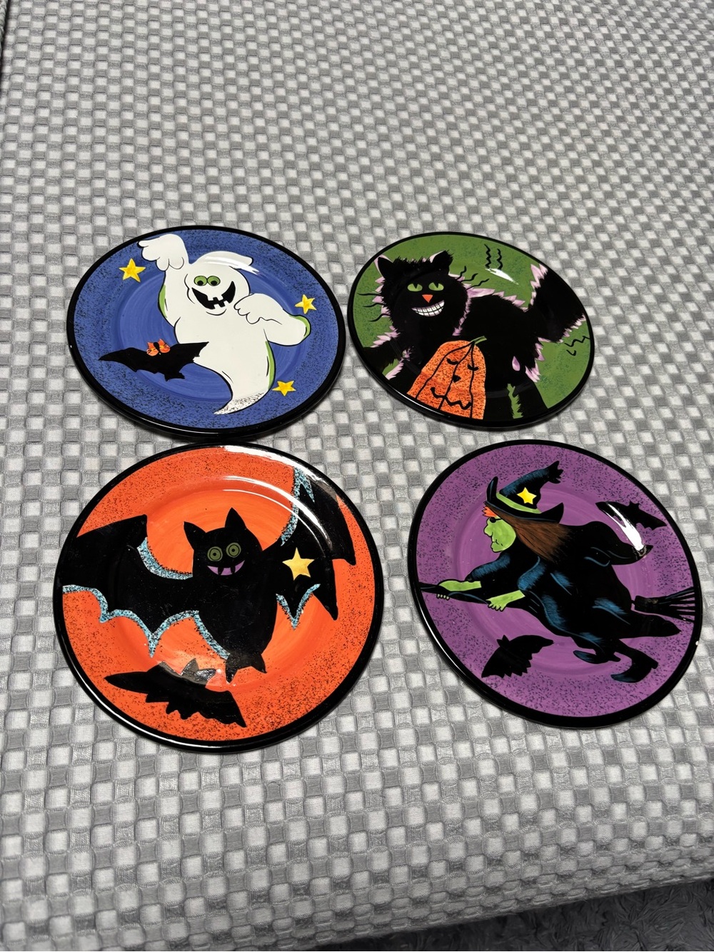 Vintage Lillian Vernon Set of 4 Hand-Painted Halloween Plates 8”